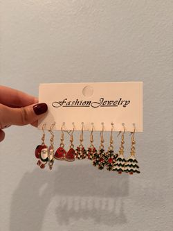 Earrings 🎅🏻