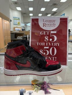 Air Jordan 1 High Patent Leather Bred