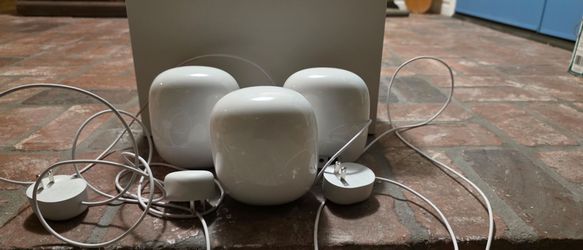 1 Gig Google Nest Wifi Router Pro 3-Pack - Wi-Fi 6E Mesh System Tri-Band Snow