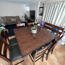 Dining Table Like New $450