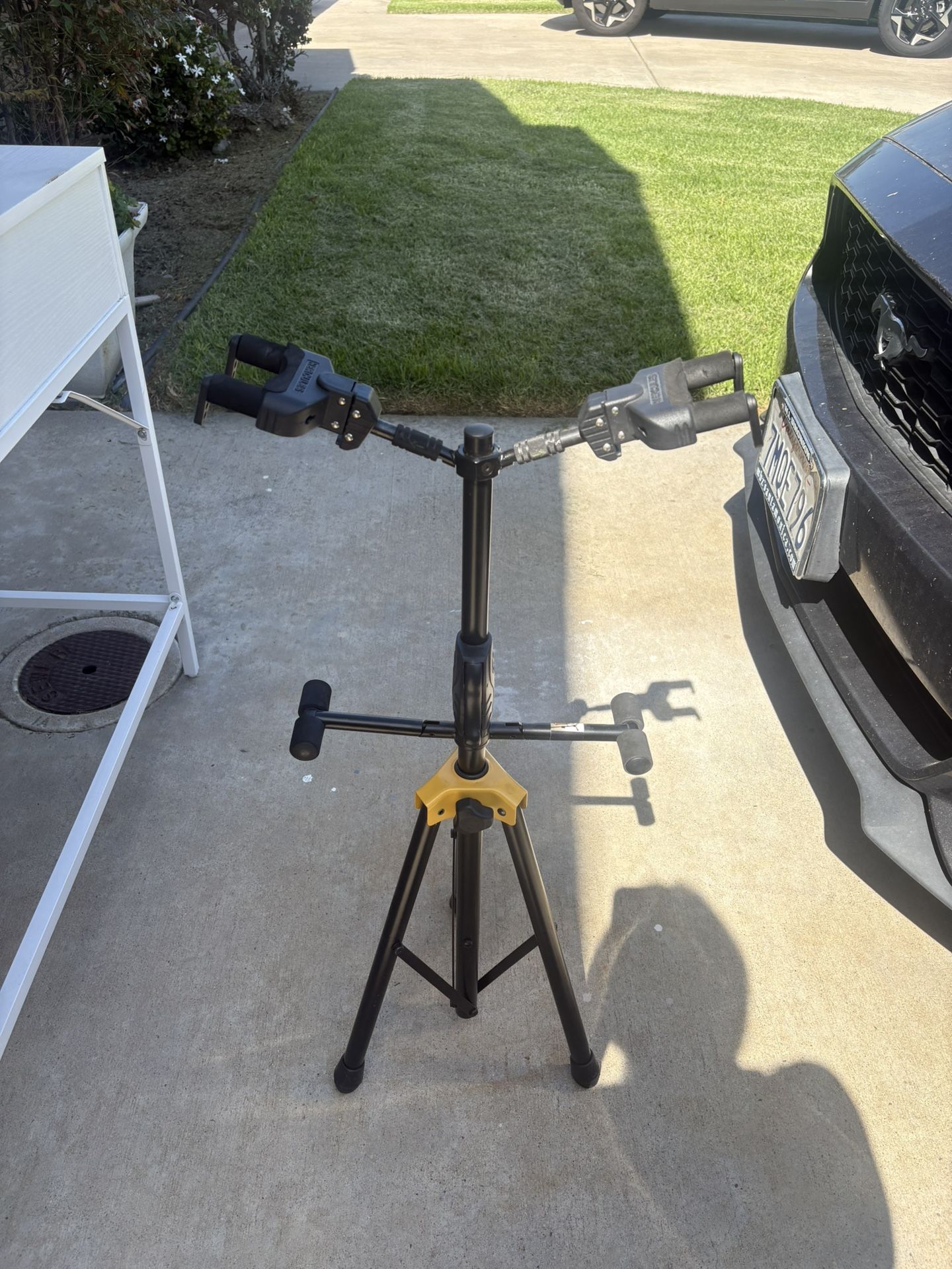 Guitar Stand
