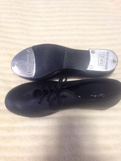Tap shoes size6
