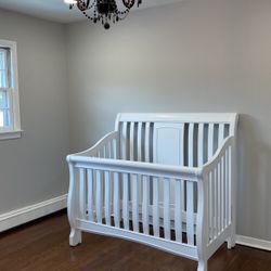 Baby Crib 