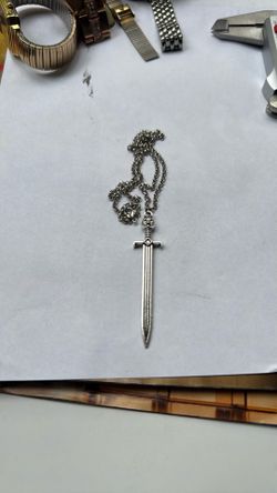 Sword With Cat Head With 20 Inch Chain