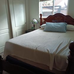 Queen Bed, Dresser, Mirror, Set, Solid Wood Set