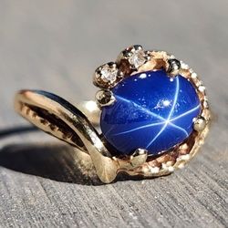 14K Yellow Gold 1.52ctw. Star Sapphire & Diamond Cluster Ring