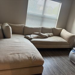  Sectional Couch 