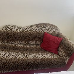 Leopard Couch 