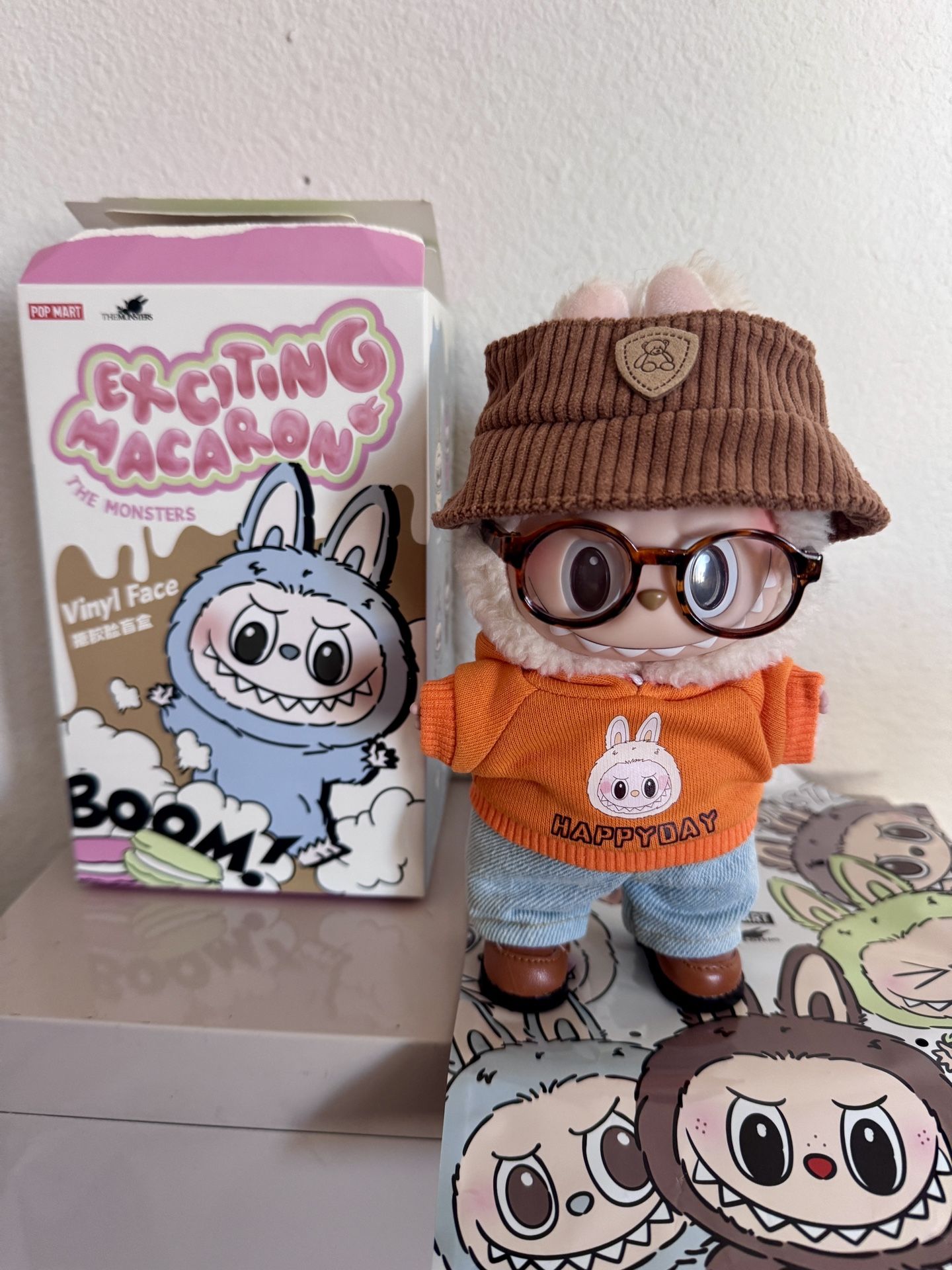 Labubu Exciting Macaron Soy Milk with box & clothes