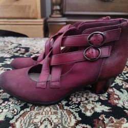 Like New Heels Booties
