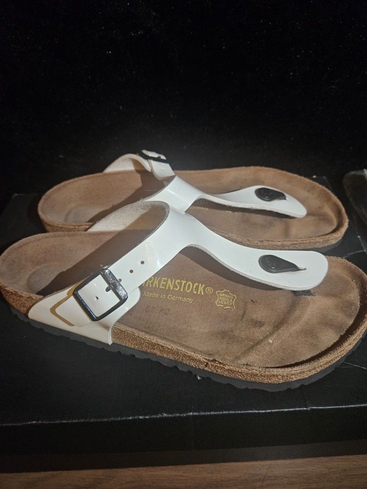 Birkenstock Women's Gizeh Birko-Flor White Sandals 