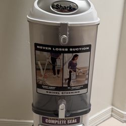 Shark Navigator Professional Lift-Away Vacuum