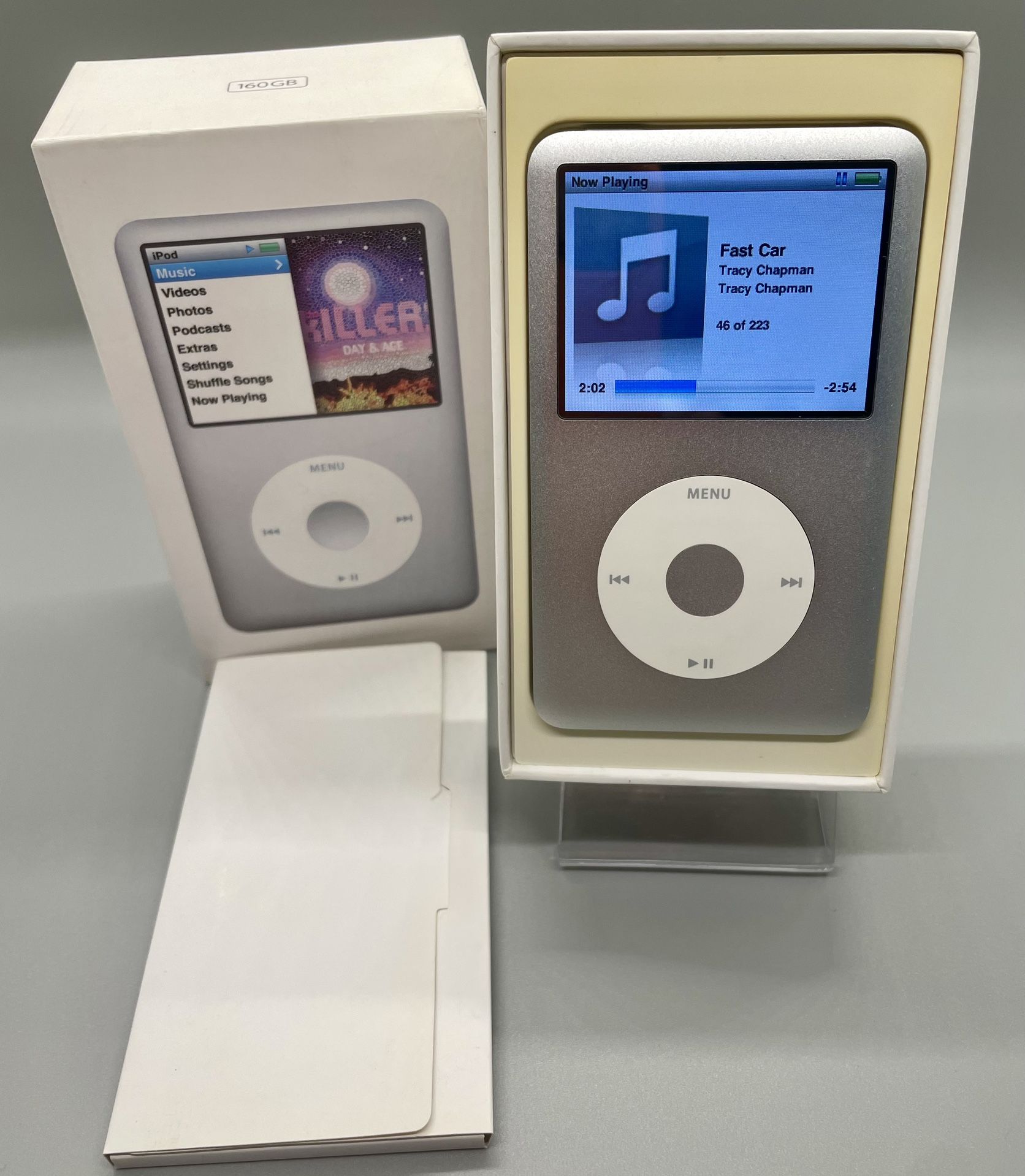 Apple iPod Classic 160gb Silver With Apple Retail Box Audio & Speakers