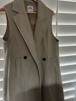 Zara Beige Long Sleeveless Vest