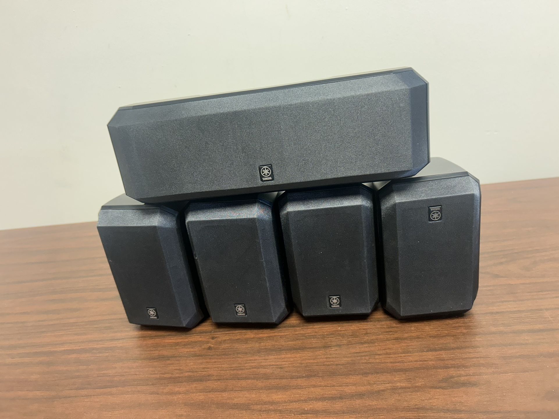 Yamaha 5-Piece Surround Sound Speaker Set – NS Series