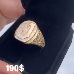 10kt Gold J Letter Ring 