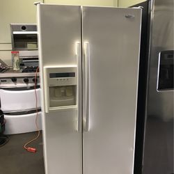 Whirlpool 33”Wide Side By Side Almond Color Refrigerator 