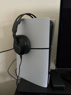 PS5 Digital Edition Perfect Condition