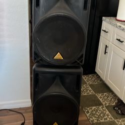 Behringer 15” Active Pa Speakers