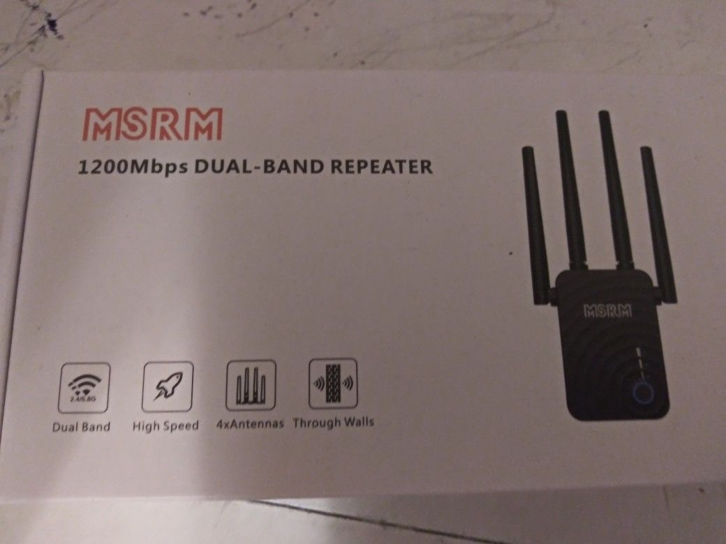 1200 mbps WiFi dual-band (5G and 2.4G) repeater/extender