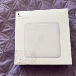 USB-C 87 w Power Adapter 
