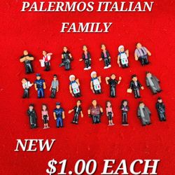 PALERMOS ITALIAN FAMILY FIGURINES 