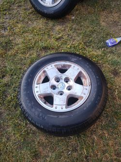 4 Ram rims P245/70 R17