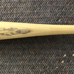 Sports - Angels Baseball ⚾️  Wooden Bat  from1996 Engraved Signature Teams . 