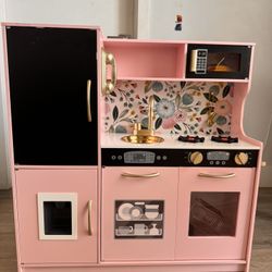 Girls Kitchen Toy
