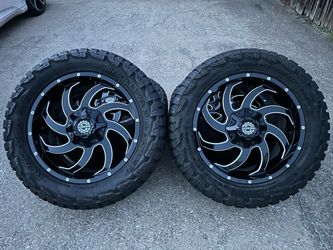 20x9 INCH SCORPION OFF-ROAD RIMS WITH 285/55R20 TIRES