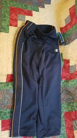 Boys champion pants size 5