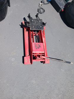 Transmission jack