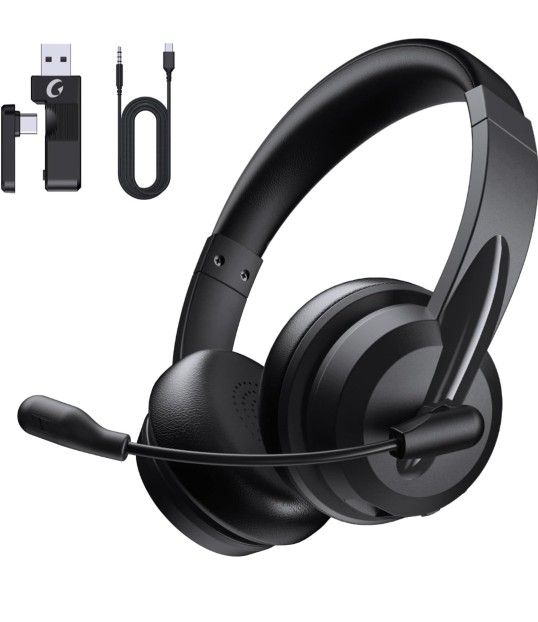 Headphones with microphone 