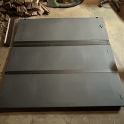 2016 Tacoma 5 Foot Bed Hard Tonneau Cover