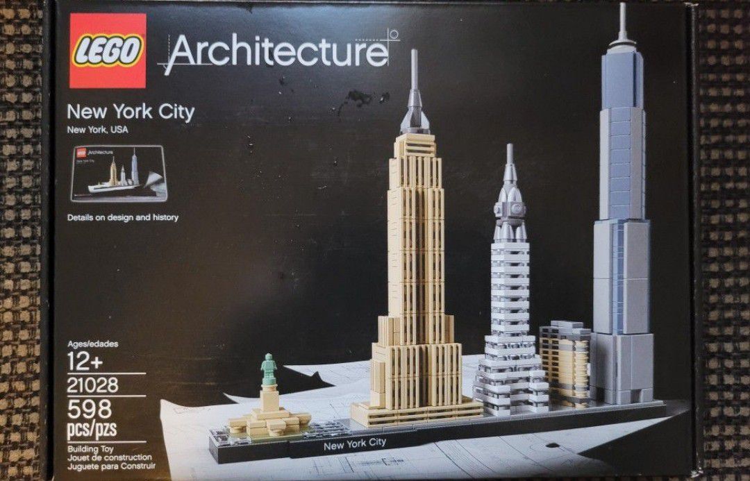 LEGO Architecture New York City 21028, Build It Yourself New York Skyline Model Kit for Adults and Kids (598 Pieces)

