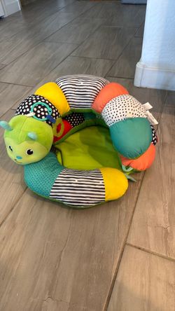 Infantino Prop-A-Pillar Tummy Time & Seated Support