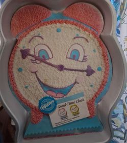 Wilton Good-Time Clock Cake Pan