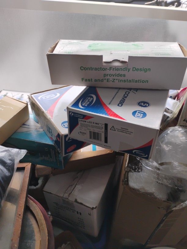 Emergency Lights (3)