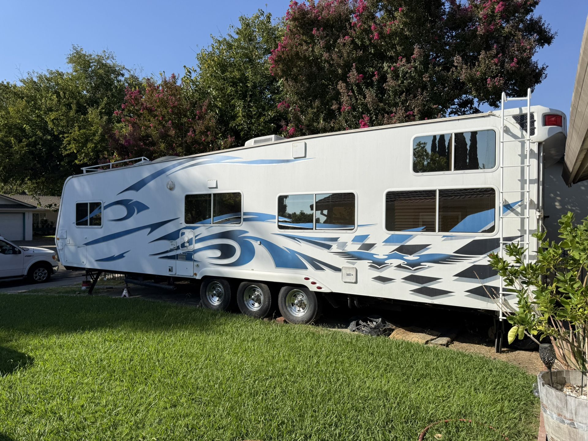 2007 Weekend Warrior RV