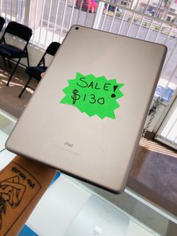 iPad 6th gen 128GB