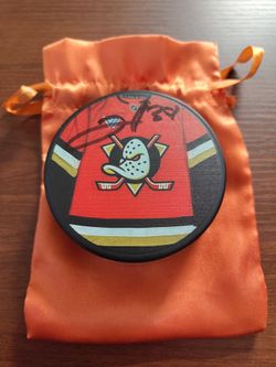 Anaheim Ducks Signed puck