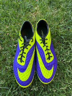Nike Hypervenom Soccer Cleats