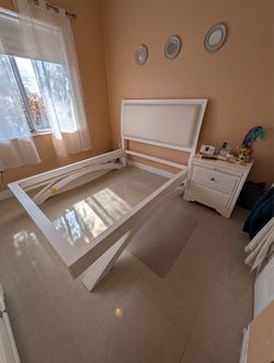Queen bed