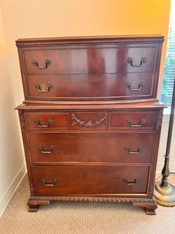 Antique 5 Drawer Dresser