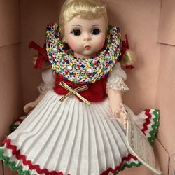 Madam Alexander Doll - Hungary 597