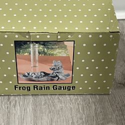 NIB Grey Resin Frog Rain Guage