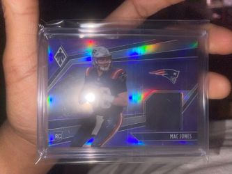 Mac Jones /99 rookie Patch