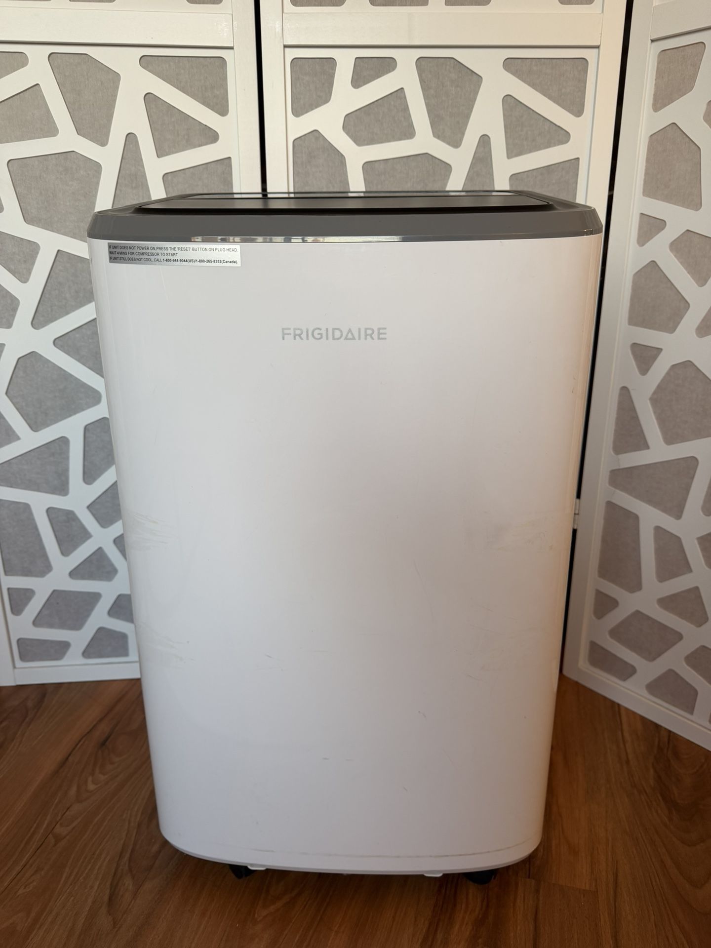 Frigidaire Portable A/C and Dehumidifier – Great Condition