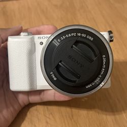 Sony A5100 (white) w/ Accessories 