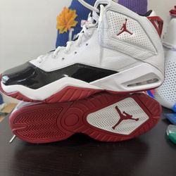 Size 12 MEN JORDAN 
